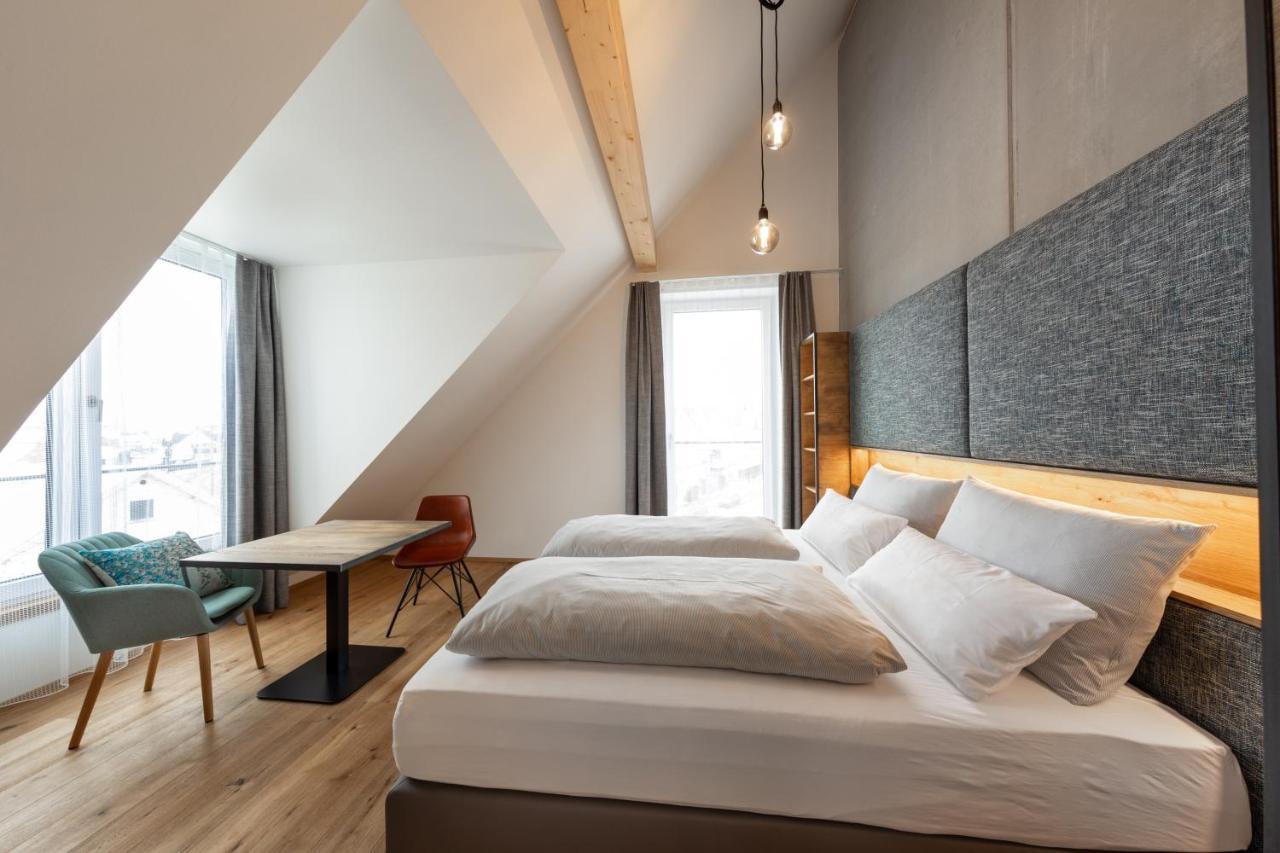 Gh1 Aparthotel Am Glockenplatz Ehingen  Buitenkant foto